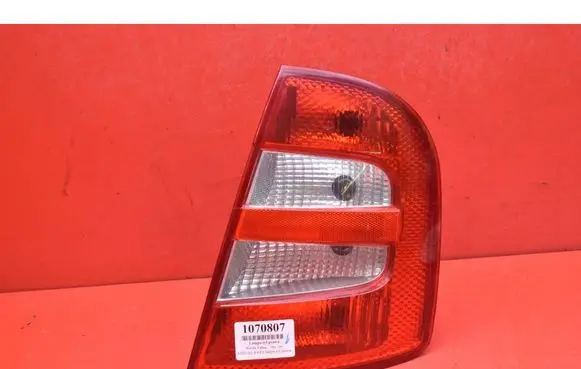 Skoda Fabia Mk1 (6Y) Rear/tail lights 6Y6945096B