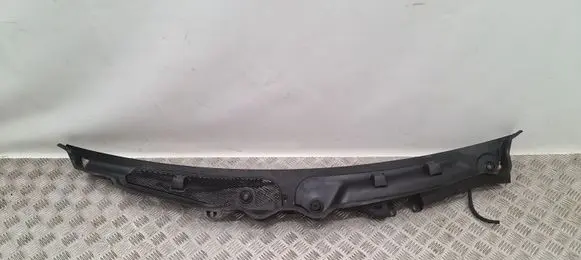 Mercedes-Benz C W204 Wiper trim A2048301713