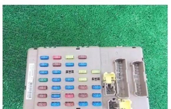 Subaru Legacy Fuse module