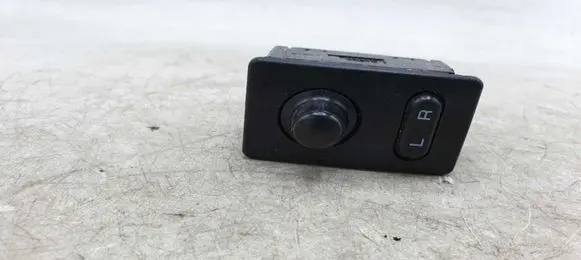 Nissan Patrol Y61 Wing mirror switch NOCODE
