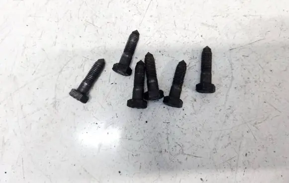 Opel Astra G Nuts/bolts 