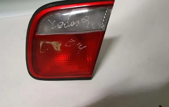 Mazda Xedos 9 Tailgate rear/tail lights 22661693