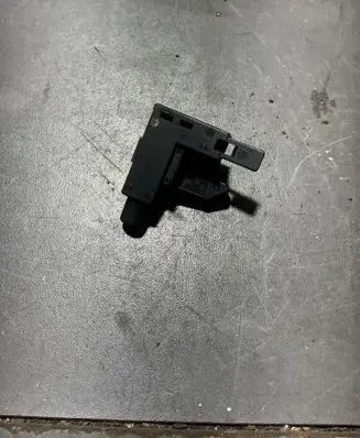Volkswagen Touran I Hand parking brake sensor 1j0947561