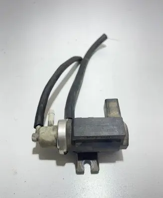 Audi A4 S4 B6 8E 8H Turbo solenoid valve 1J0906627B