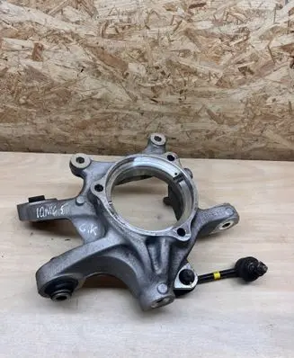 Rear wheel hub