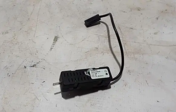 Renault Talisman Aerial antenna amplifier 283632958R