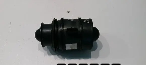 Mazda Xedos 6 Mass air flow meter 1972000060