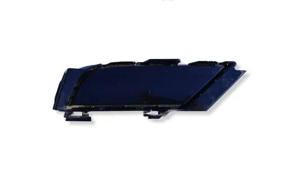 Volkswagen Tiguan Front bumper lower grill 5NA853950B