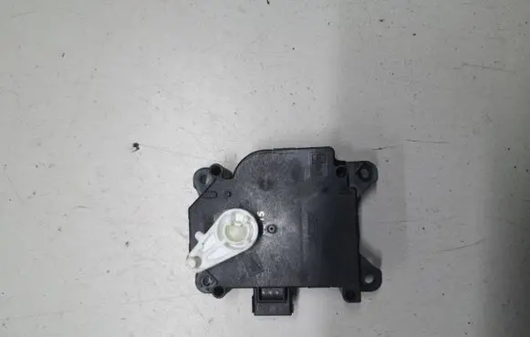 Mitsubishi Colt Air flap motor/actuator CZ1138002840