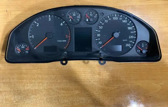 Audi A6 S6 C5 4B Speedometer (instrument cluster) 4B0920932K 110008948045