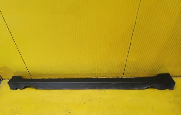 Chevrolet Volt I Sill 22810845