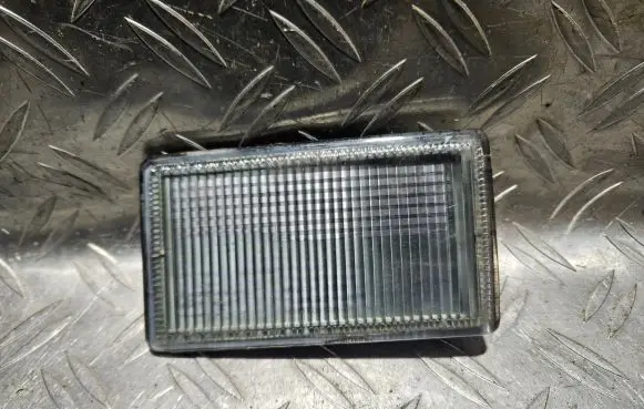 Volkswagen Golf III Front reflector KSVW057