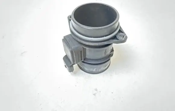 Nissan Note (E11) Mass air flow meter 8200358901 008016342 5WK97007
