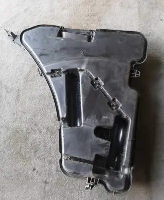 BMW 5 G30 G31 Windshield washer fluid reservoir/tank 8071453 6166 10543512B