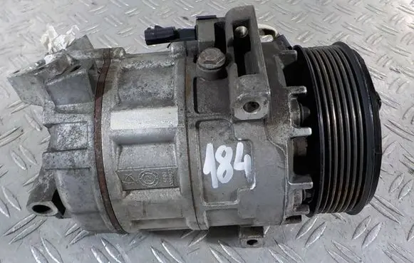 Renault Master III Air conditioning (A/C) compressor (pump) 8200848916B