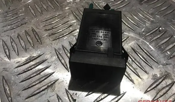 Volkswagen PASSAT B5.5 Seat heating switch 3b0963563