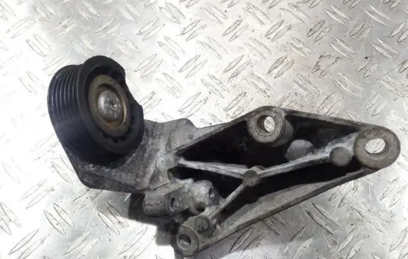 Ford Mondeo Mk III Engine mounting bracket xs7e10039ba xs7e-10039-ba