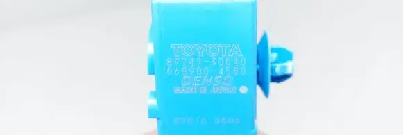 Lexus UX Central locking relay 0689004580 8974730040