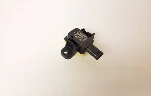 Mercedes-Benz B W246 W242 Airbag deployment crash/impact sensor A1668210351 56054084AA