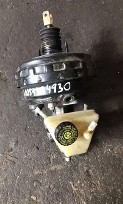 Mercedes-Benz C W203 Brake booster A0054304930