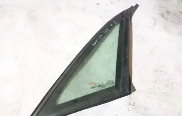 Audi A6 S6 C4 4A Rear side window