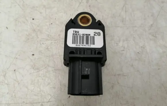 Toyota Auris 150 Airbag deployment crash/impact sensor 8983102080 0267496153