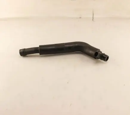 Mercedes-Benz Sprinter W906 Breather hose/pipe A6510100882