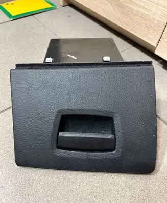 BMW 5 F10 F11 Glove box 9166696