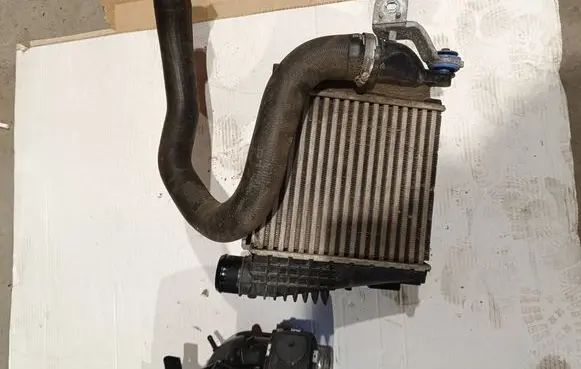 Peugeot 5008 II Intercooler radiator P9675627980