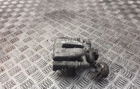 Opel Astra G Rear brake caliper 