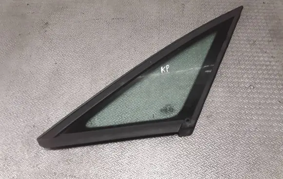 Audi A2 Front triangle window/glass 