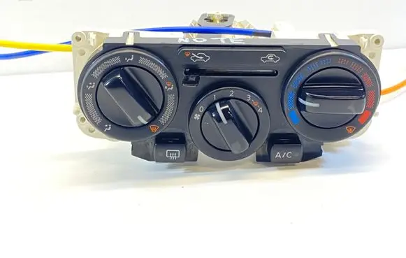 Nissan Note (E11) Climate control unit N107000L
