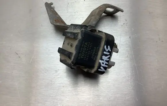 Toyota Yaris Glow plug pre-heat relay 2861067010