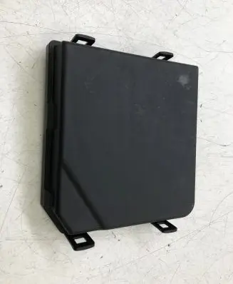 Nissan Qashqai Fuse box cover