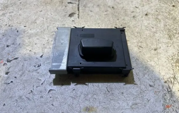 Dodge Challenger Seat control switch 034611