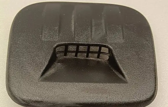 Chrysler Pacifica Rear air vent grill 5SR69DX9AF 0695845 117027111