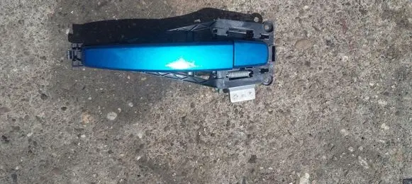 Opel Tigra B Front door exterior handle