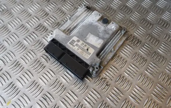Volkswagen PASSAT B6 Engine control unit/module 3C0907115 0261S02105