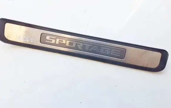 KIA Sportage Rear sill trim cover 858761f000 85876-1f000