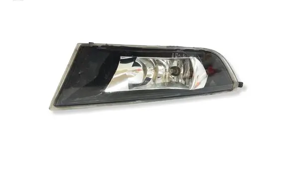 Skoda Fabia Mk3 (NJ) Front fog light E425318