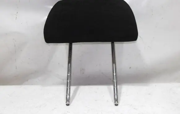 Volkswagen PASSAT B5.5 Rear seat headrest VWPB5
