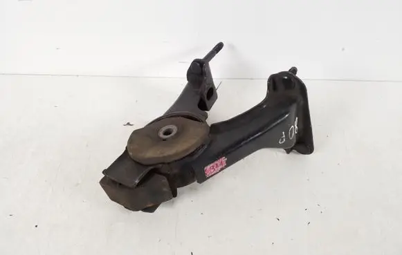 Toyota Avensis T250 Engine mount bracket 12371-0D130
