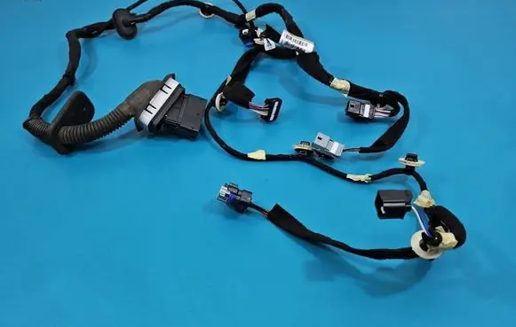 Dacia Duster III Front door wiring loom 241259859R IMPRK1569603