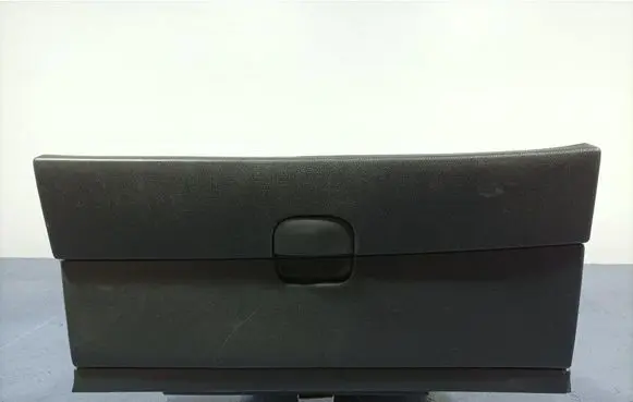Nissan Qashqai Glove box 68520JD900