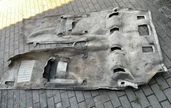 Toyota Land Cruiser (J120) Interior carpet