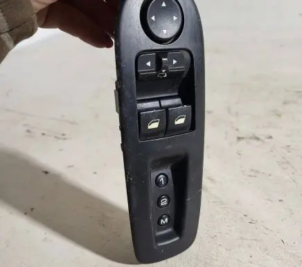 Peugeot 407 Electric window control switch 53269706 53269702