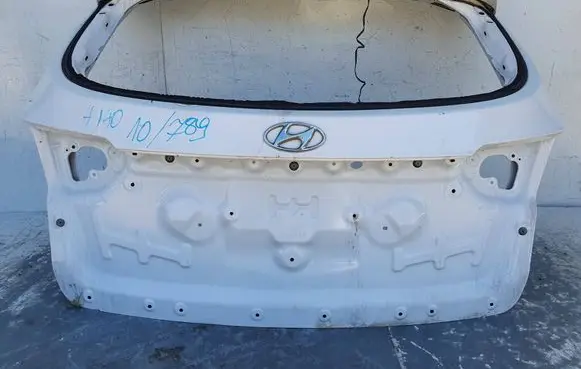 Hyundai i40 Tailgate/trunk/boot lid