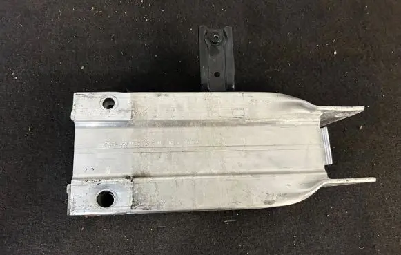 Mercedes-Benz E AMG W212 Front bumper cross member A2126200995