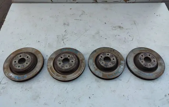 Tesla Model S Brake discs and calipers set 