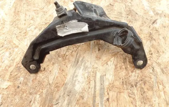 Renault Laguna II Other engine bay part 010657G